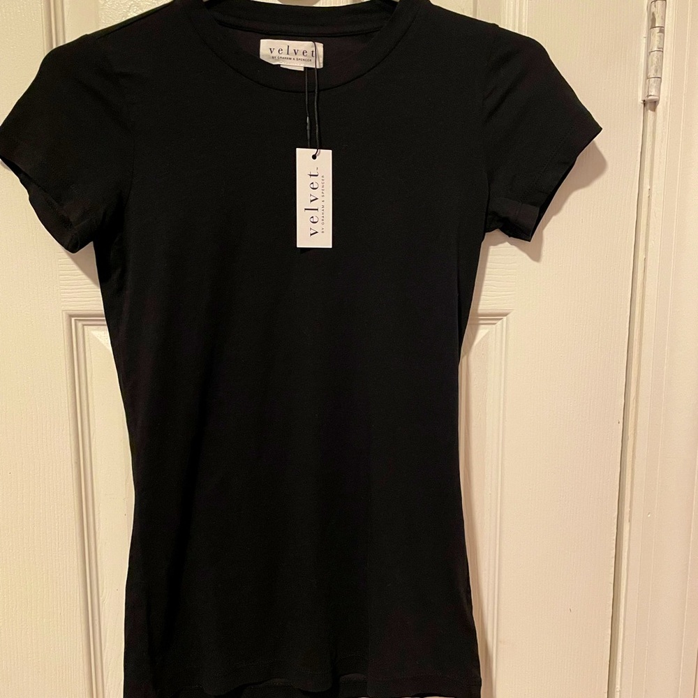NWT Velvet by Graham & Spencer basic black T-shirt